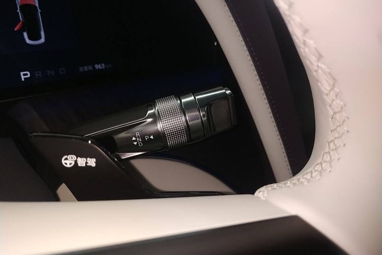 Used Yangwang U7 2025 EV Five-Seat Luxury Edition