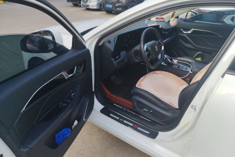 Used Bestune B70 2022 Third Generation 1.5T Automatic Enjoyment Version

