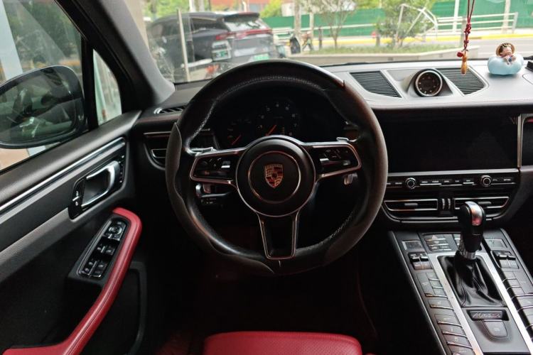 Used Porsche Macan 2020 Macan 2.0T