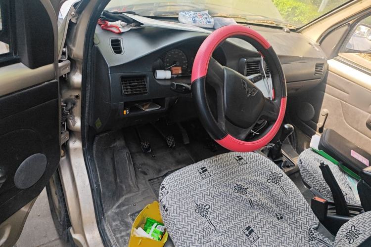 Used Wuling Rongguang 2012 1.5L Extended Basic Version
