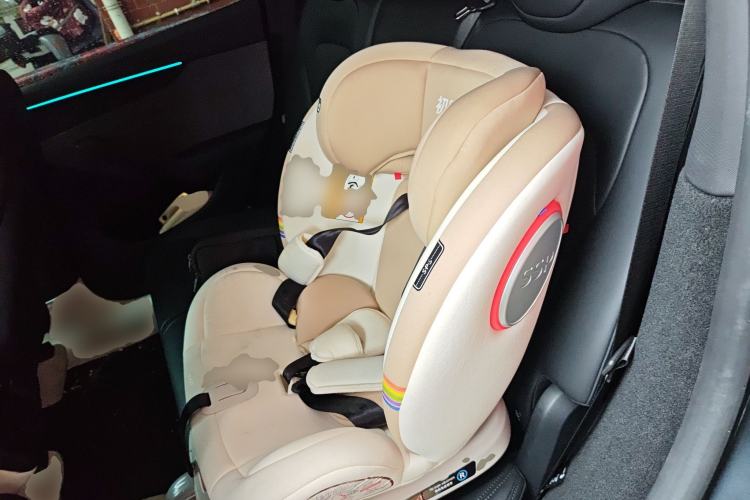 Used Tesla Model Y 2025 Rear-Wheel-Drive Version
