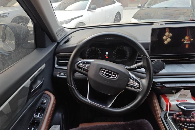 Used Geely Auto Vision X6 2021 PRO 1.4T Automatic Prestige Model
