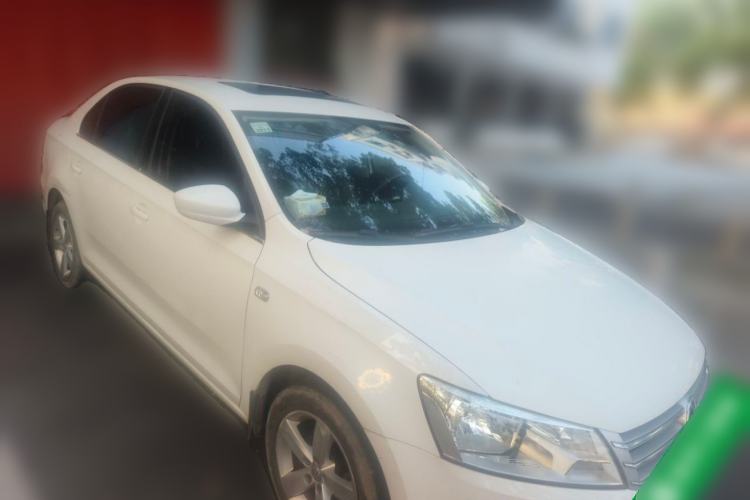 Used Volkswagen Santana 2015 1.6L Manual Comfort Edition