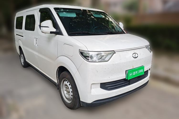 Used Ruichi EC75 2025 Model Passenger Vehicle Smart Driving Ultra-Charging Edition, Pioneer Type I, 52.16 kWh
