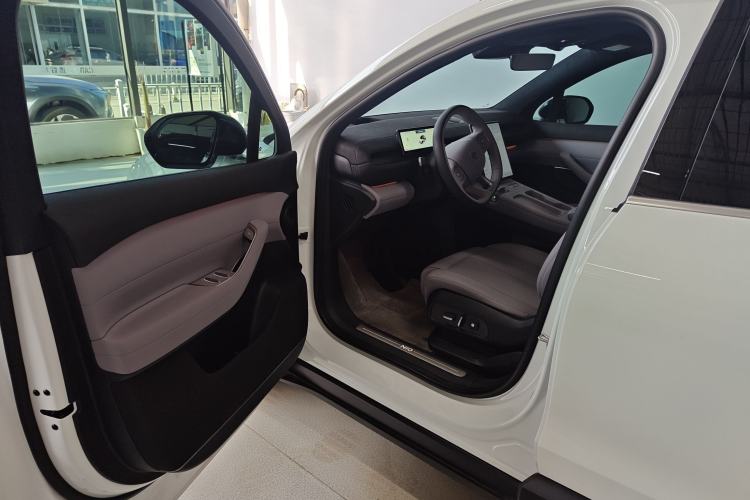 Used Nio EC6 2024 75 kWh
