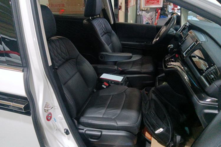 Used Honda Elysion 2019 2.0L Hybrid Luxury Edition