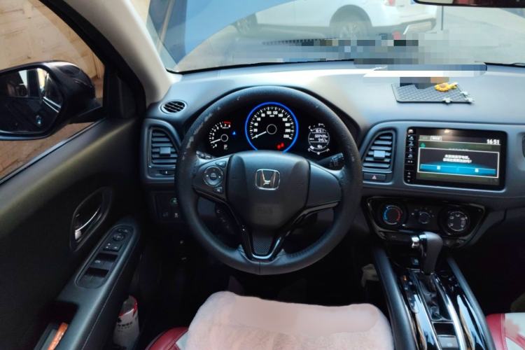 Used Honda Vezel 2022 1.5L CVT Phantom Night Pioneer Edition
