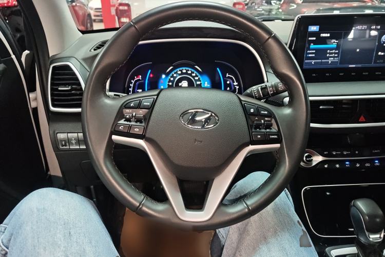 Used Hyundai Tucson 2020 280TGDi Two-Wheel-Drive GLS Smart Connectivity Version China VI Standard