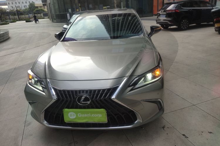 Used Lexus ES 2022 200 Excellence Edition