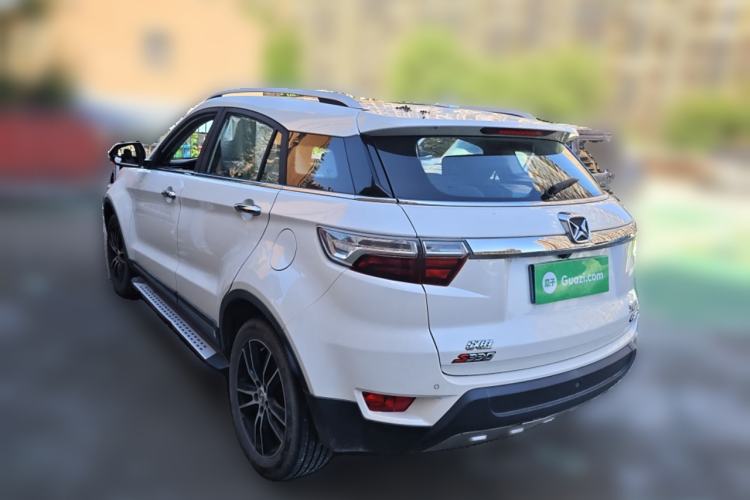 Used JMC Yusheng S330 2016 1.5L GTDi Automatic Two-Wheel Drive Fashion Edition
