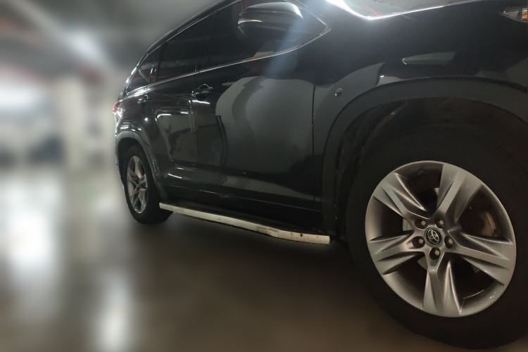 Used Toyota Highlander 2021 2.0T Four-Wheel Drive Prestige Version 7 Seats Front Right 45 Deg