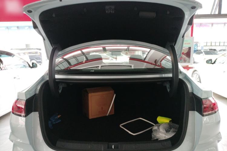 Used BYD Qin L 2024 DM-i 120KM Leading Model
