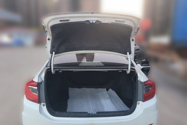 Used Honda Crider 2013 1.8L automatic comfort version