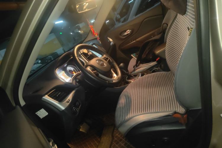 Used Jeep Cherokee 2017 2.0L Superior Edition