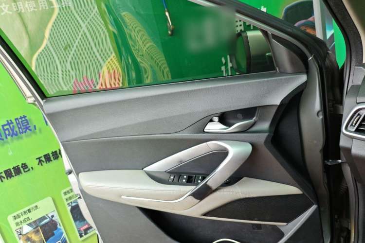 Used Baojun 510 2017 1.5L Automatic Fashion Model
