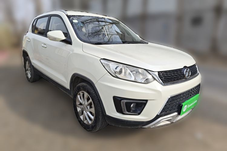 Used BAIC Senova X35 2016 1.5L Manual Elite Edition Front Right 45 Deg
