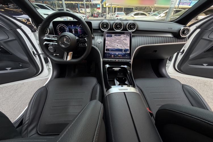 Used Mercedes-Benz C-Class 2024 Restyled C 260 L Sport Edition Interior 9