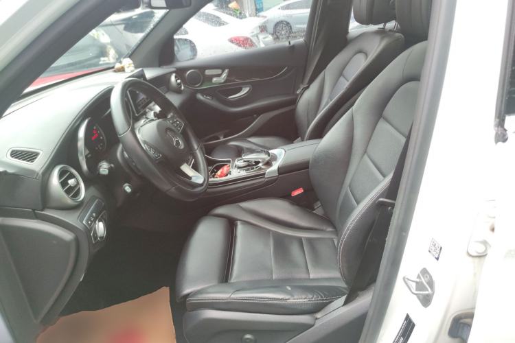 Used Mercedes-Benz GLC 2018 GLC 260 4MATIC Luxury Model Left Front Seat