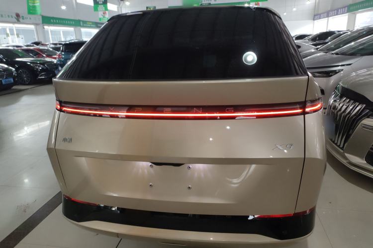 Used XPeng X9 2024 702 Ultra-Long Range Pro
