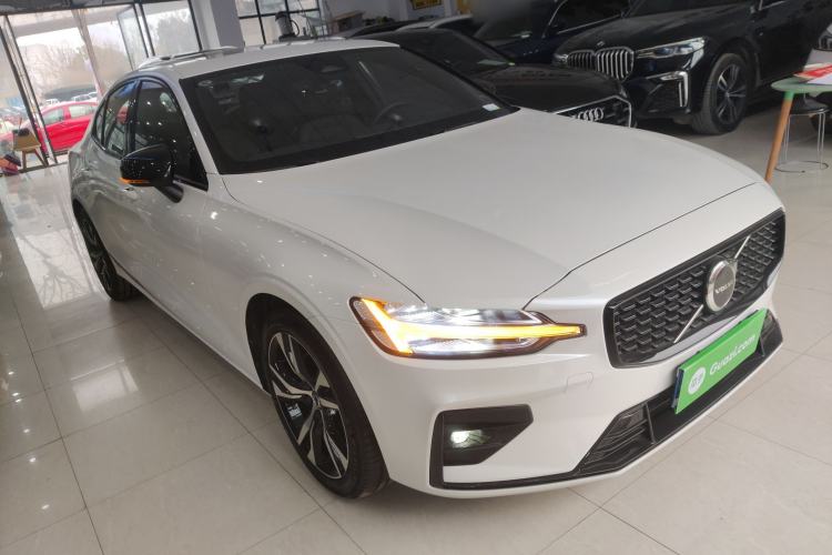 Used Volvo S60 2025 B5 Zhiya Sport Edition