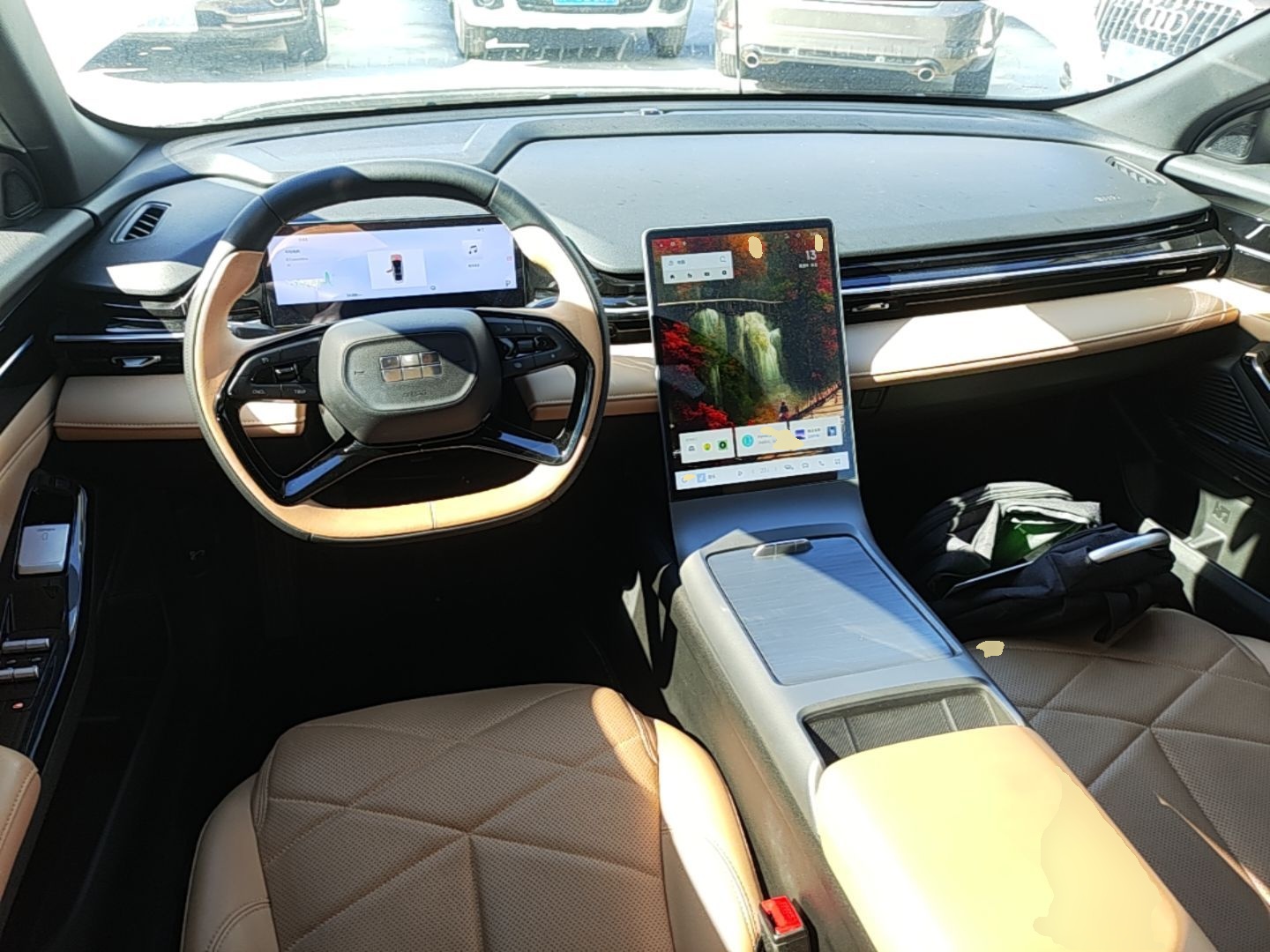 Geely Galaxy L6 2023 60km PLUS — снимка 12
