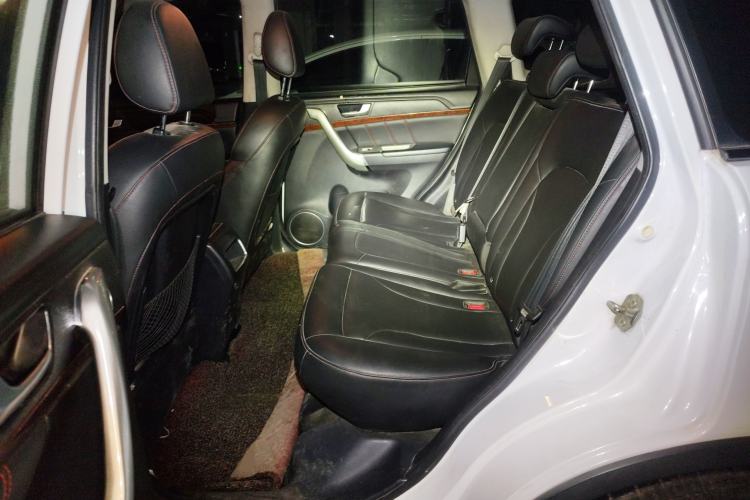 Used Haval H6 2015 Revised Version Sport Edition 1.5T Manual Transmission Two-Wheel Drive Elite Grade
