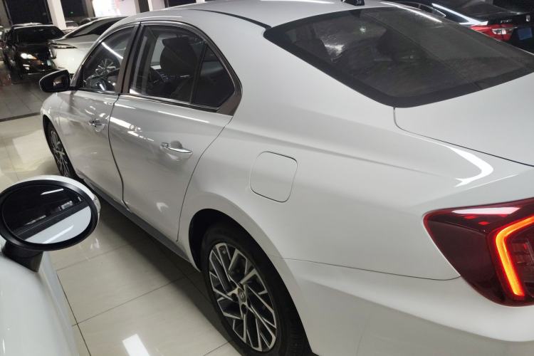 Used Hyundai Mistra 2021 1.8L CVT GLX Elite Edition