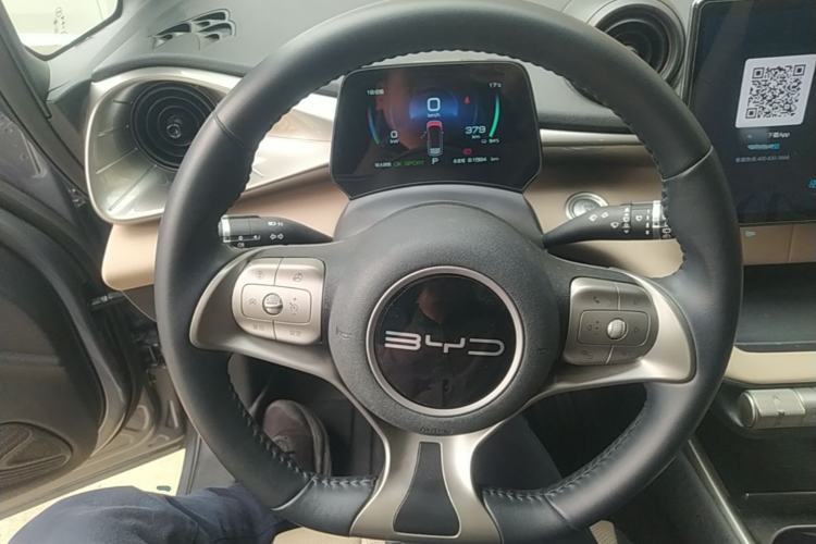 Used BYD Dolphin 2023 420 km Fashion Edition
