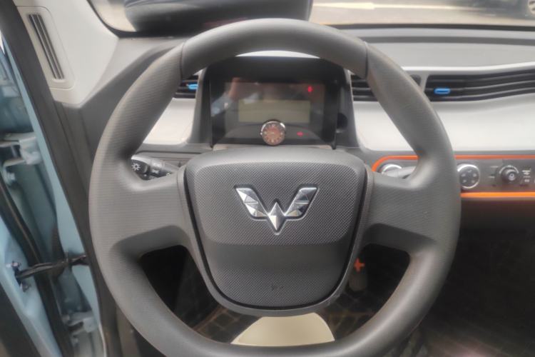 Used Wuling Hongguang MINIEV 2022 Easy Version Lithium Iron Phosphate Steering Wheel