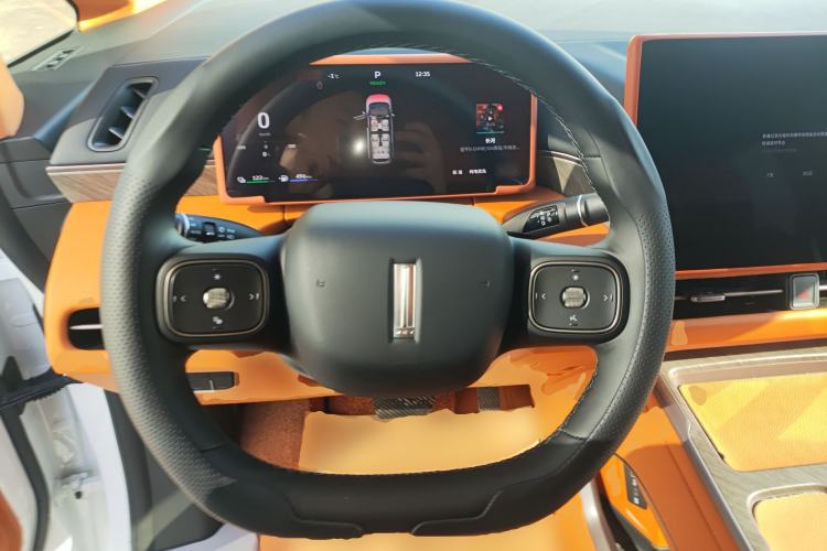 Used Wey Gaoshan 2025 Four-Wheel Drive Alpine 8
