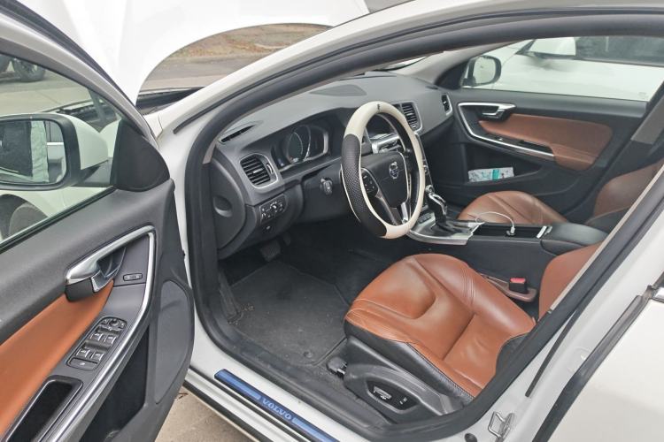 Used Volvo S60 New Energy 2015 S60L E-Drive Hybrid T6 Smart Drive Edition