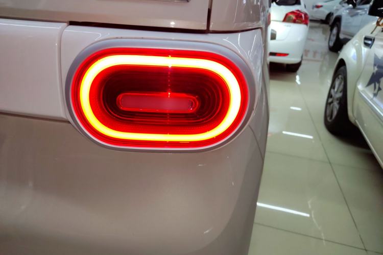 Used Wuling Hongguang MINIEV 2024 3rd Generation 215km Youth Edition