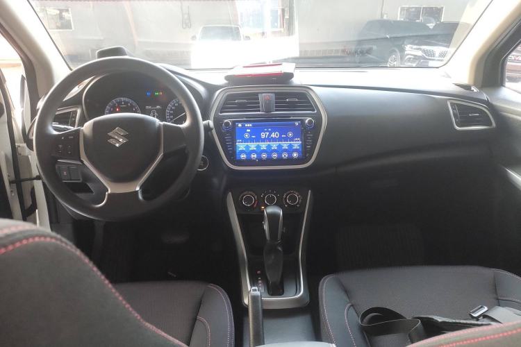 Used Suzuki S-Cross 2015 1.6L CVT Two-Wheel Drive Entry-Level Trim
