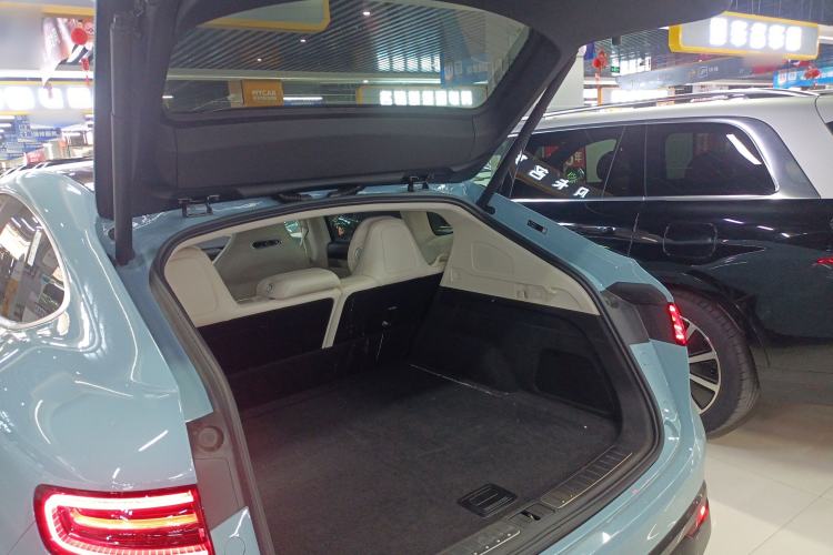 Used Hima Luxeed R7 2025 Range-Extended Version 251 km Max