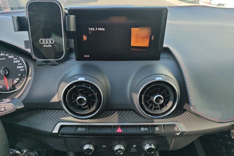 Used Audi Q2L 2018 35 TFSI Launch Exclusive Edition China VI
