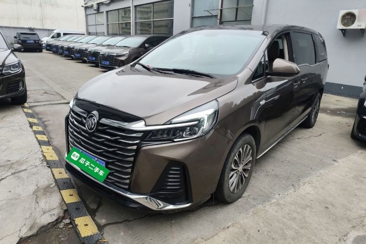 Used Buick GL8 2023 Land Executive Class Comfort Model