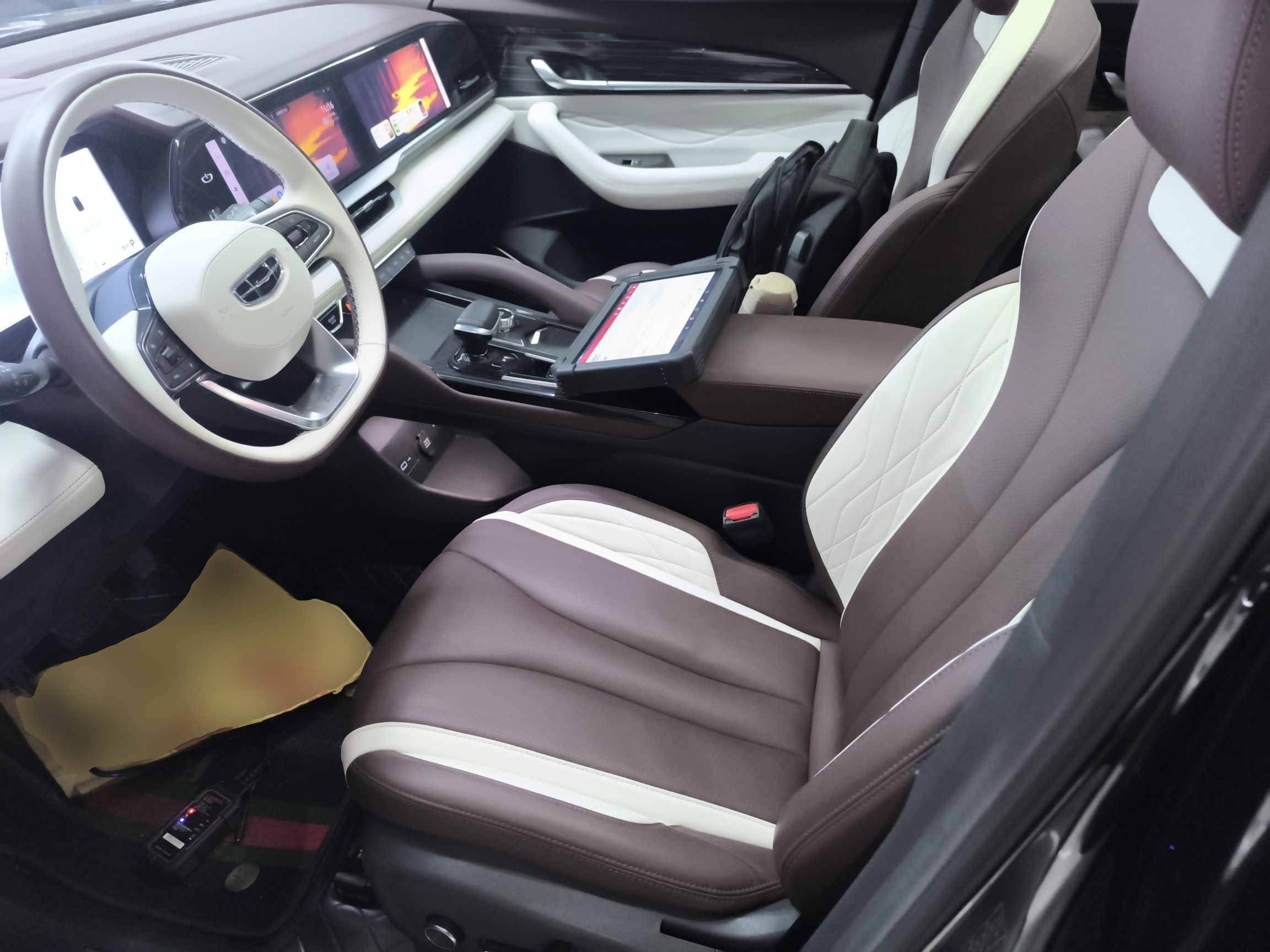 Переднее сиденье в автомобиле