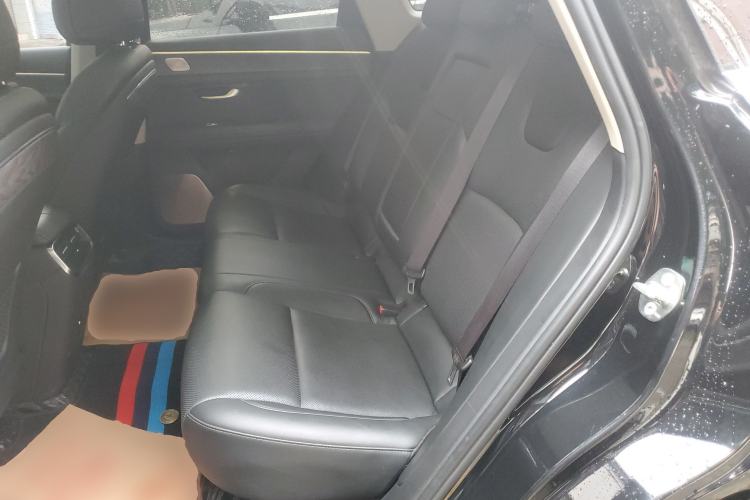 Used Hima AITO M5 2022 Range-Extended Rear-Drive Standard Version Left Rear Seat