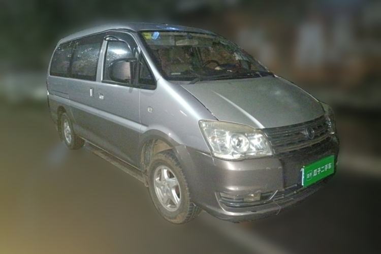 Used FORTHING Lingzhi 2013 M5 Q3 2.0L 7-seat Long-Wheelbase Comfort Model
