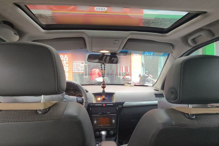 Used Opel Astra 2010 1.8 A+ Standard Edition