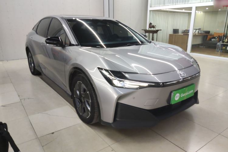 Used Toyota bZ3 2024 517 km Elite PRO