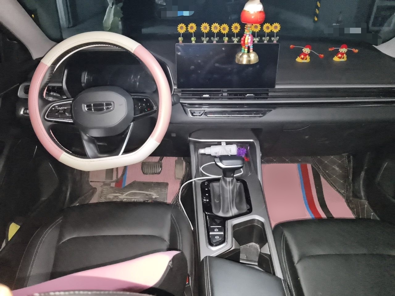 Geely Auto Emgrand 2023 4th Generation Champion Edition 1.5L CVT Prestige Model — снимка 9