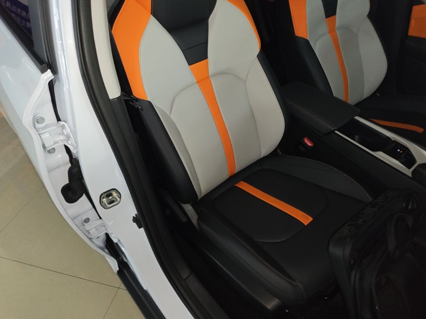Dongfeng Aeolus Yixuan 2023 Mach Edition 1.5L Automatic Chasing Wind Version — снимка 19