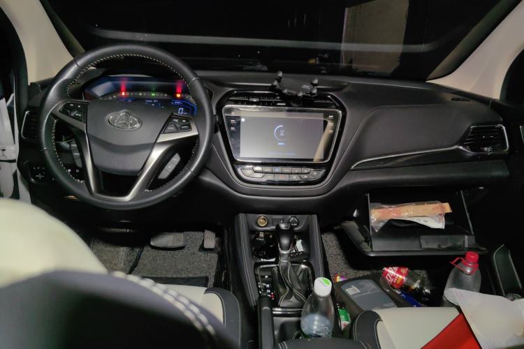 Used CHANGAN OSHAN A800 2017 1.5T Automatic ZhiZun Model Center Console