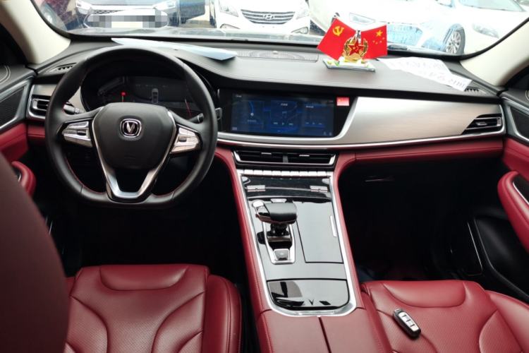 Used CHANGAN CS85 COUPE 2019 1.5T DCT Dynamic Version China VI Standard Center Console