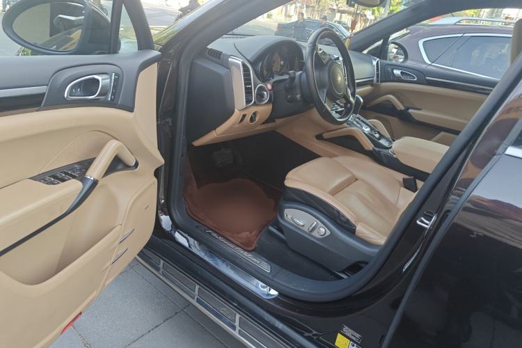 Used Porsche Cayenne 2014 3.6T Automatic Transmission U.S. Specification