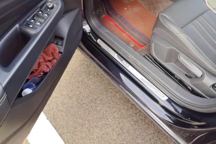 Used Volkswagen Passat New Energy 2022 430 PHEV Hybrid Business Edition Driver Seat