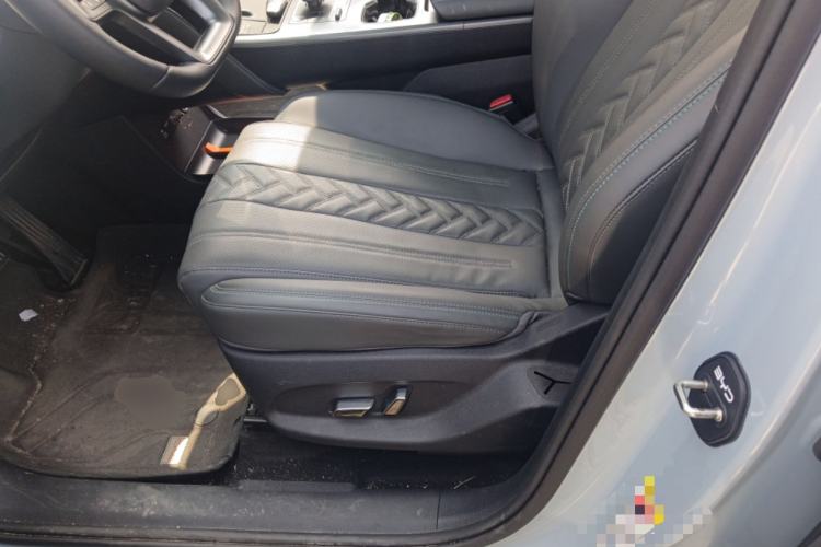 Used BYD Song L DM-i 2025 Intelligent Driving Version 160 km Beyond-Range Type