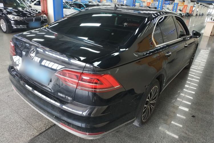 Used Volkswagen Phideon 2021 380TSI Luxury Edition
