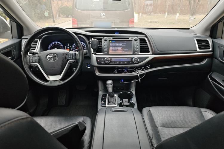 Used Toyota Highlander 2017 2.0T Four-Wheel Drive Ultimate Edition 7 Seats